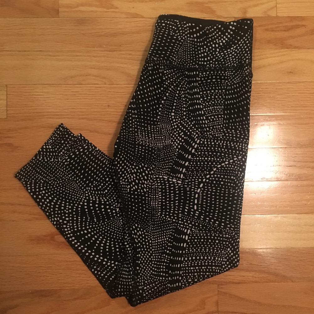 Beyond Yoga Capri Leggings Women’s Sz L